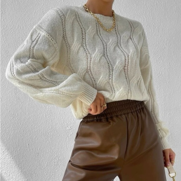 New cable knit long sleeve sweater - Picture 4 of 6